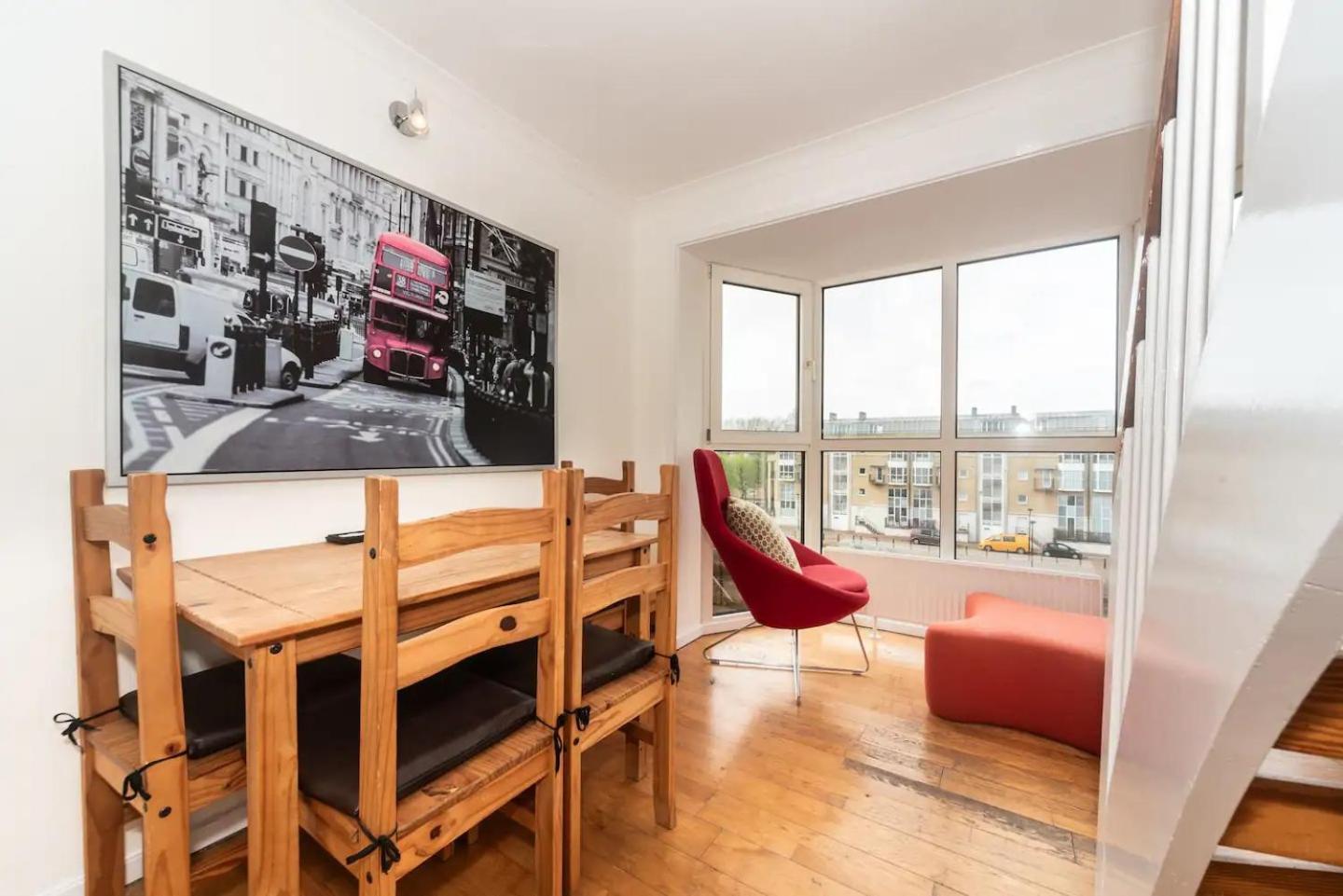 Sunny Maisonette With Views Over Canary Wharf, 伦敦 外观 照片
