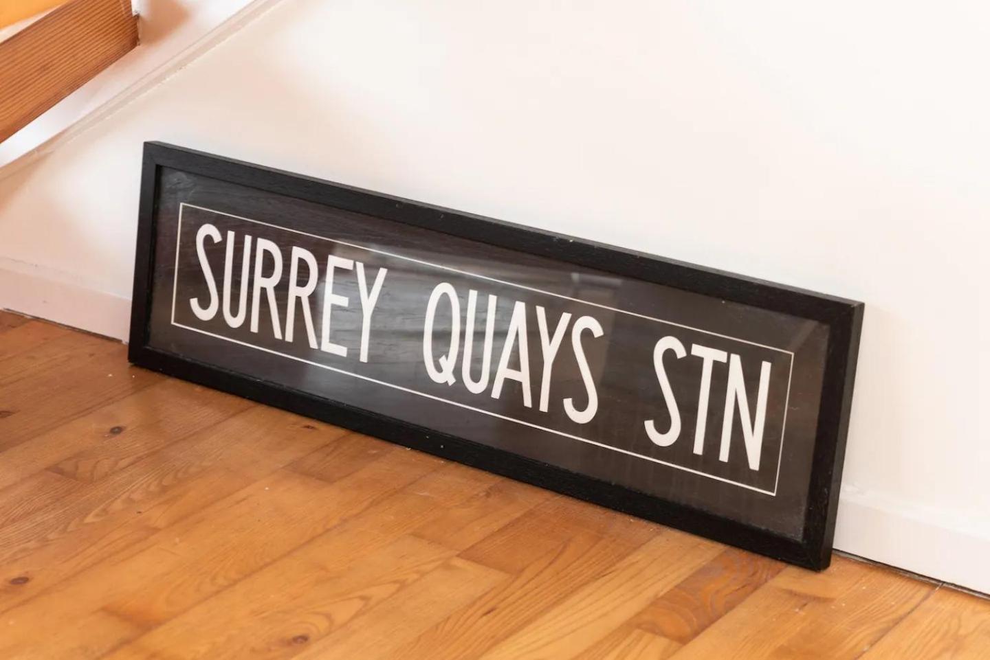 Sunny Maisonette With Views Over Canary Wharf, 伦敦 外观 照片